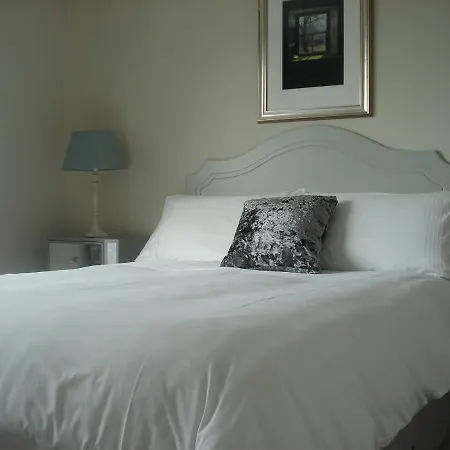 فندق مبيت وإفطار Edenvale 4*